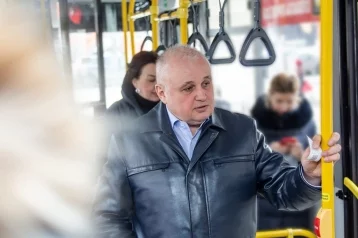 Фото: Сергей Цивилёв проехал на новом автобусе в Кемерове и пообщался с пассажирами 1