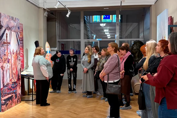 Внутри «Фёдоровки»: проект «Идентичный Кемерово» открыл горожанам другую библиотеку