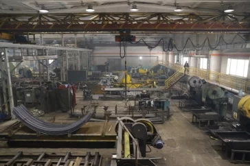 Фото: В Кузбассе ещё одно предприятие по выпуску горно-шахтного оборудования переходит на бережливое производство 3