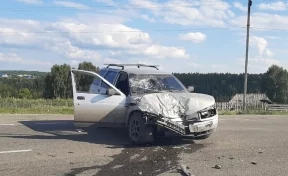 Кузбассовцы на похищенном автомобиле попали в ДТП в Алтайском крае