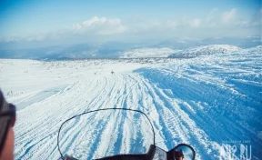 В Шерегеше пять снегоходчиков заблудились на горе Зелёной