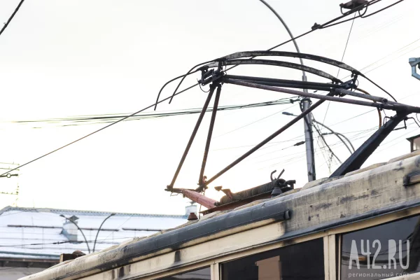 Рельсы затопило в Заводском районе Кемерова, трамвай №8 изменил схему движения