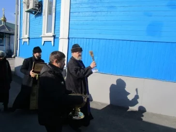 Фото: В кузбасских городах помолились об избавлении от коронавируса 3