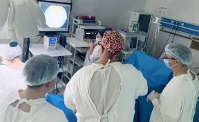 В Кемерове врачи спасли истекающего кровью мужчину с раной в сердце