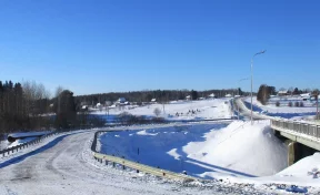 Движение по мосту через реку Кайгур ограничили в Кузбассе