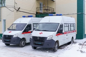 Фото: Кузбасские больницы получили 10 новых автомобилей скорой помощи 1
