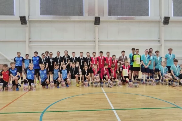 В «СУЭК-Кузбасс» состоялись соревнования по мини-футболу среди детей работников предприятий