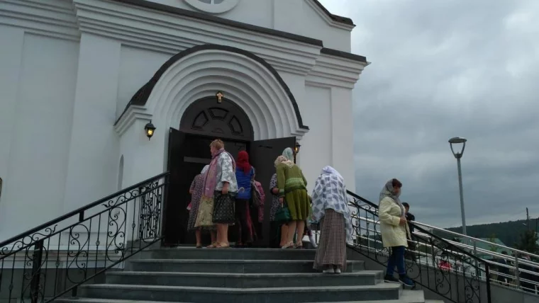 Фото: В Кузбассе открыли храм в честь равноапостольной Великой княгини Ольги 11