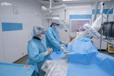 Фото: «Случай был тяжелейший»: в Кузбассе хирурги спасли пациента с метастазами в печени 2