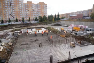 Фото: Губернатор Кузбасса проверил, как идёт стройка университетского кампуса КемГУ 2