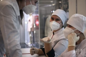 Фото: В Кемерове выпускницу медицинского университета с красным дипломом не взяли на работу в поликлинику 1