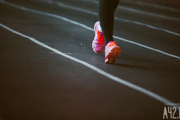 В Кемерове родители учеников Спортивной школы №5 пожаловались на протекающую крышу