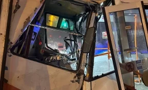 «Кабина всмятку»: при столкновении трамваев в Новосибирске пострадали 15 человек, у двоих тяжёлые травмы