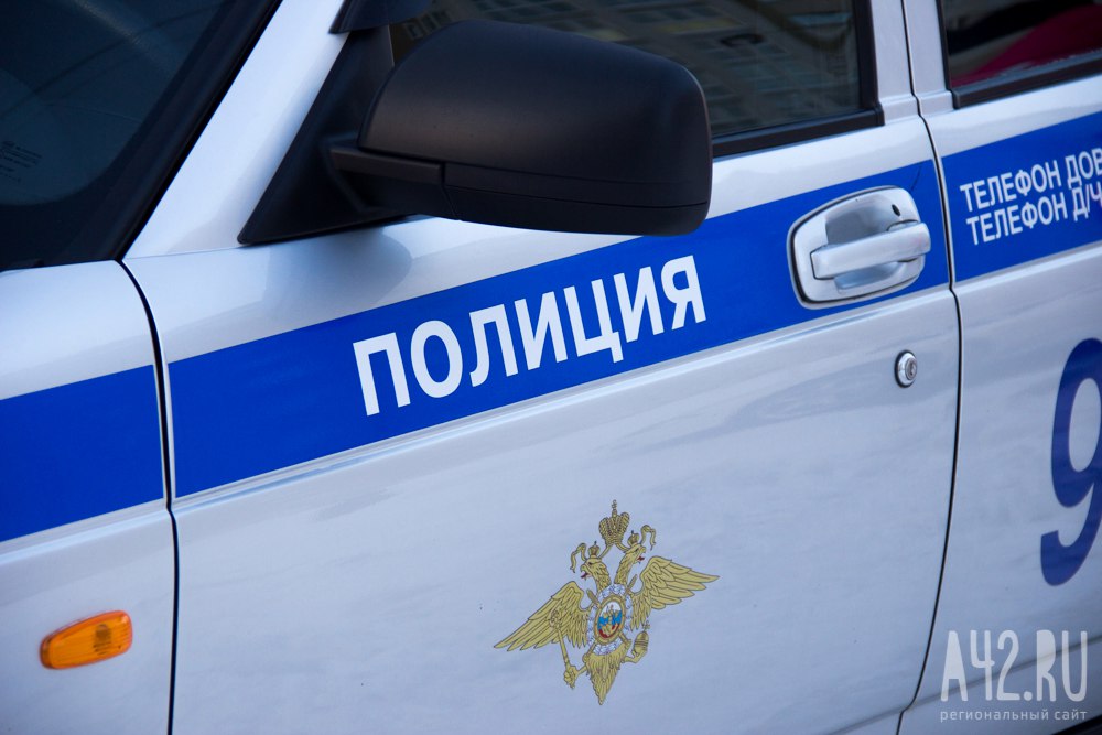 В Кемерове сотрудник ГИБДД экстренно доставил в больницу 13-летнего школьника