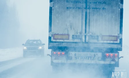 Гигантская пробка образовалась на трассе Кемерово — Мариинск из-за непогоды