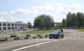 Автоледи ГУФСИН Кузбасса показали мастерство на новом «Москвиче»