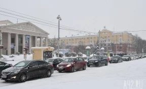Девятибалльные пробки парализовали движение в Кемерове