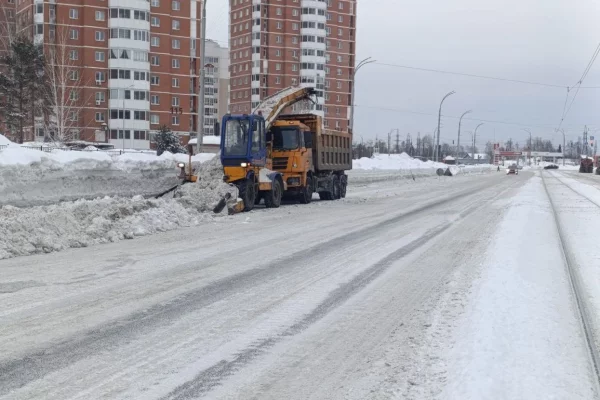 Мэрия: с начала зимы в Кемерове убрали 1,1 млн кубометров снега