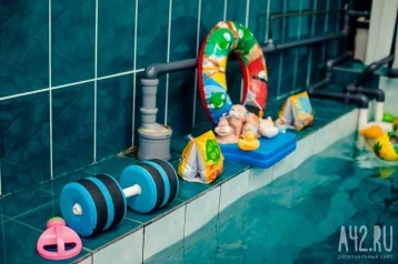 Фото: В российском регионе пятилетний ребёнок утонул в бассейне во время занятий по плаванию 1