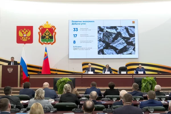 Илья Середюк: в Кузбассе в «красной зоне» оказались 33 угольных предприятия, 8 закрылись