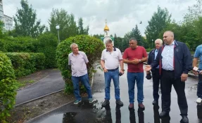 Видны недочёты: мэр Новокузнецка отказался принять у подрядчика ремонт сквера