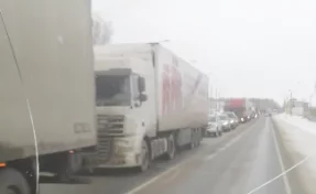 На трассе Кемерово — Новосибирск образовалась большая пробка