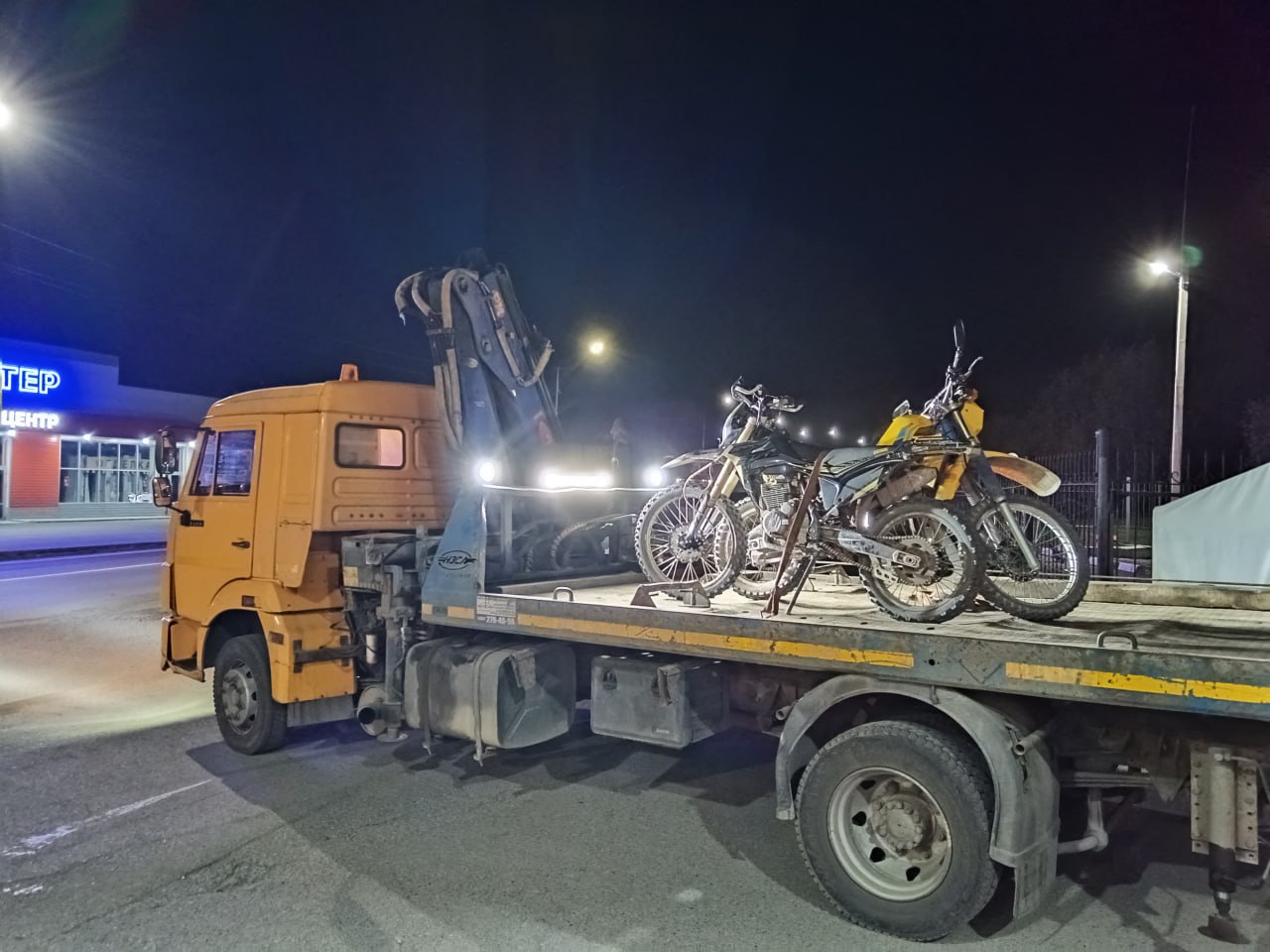 В Кузбассе полицейские преследовали подростков-мотоциклистов, грубо нарушивших ПДД