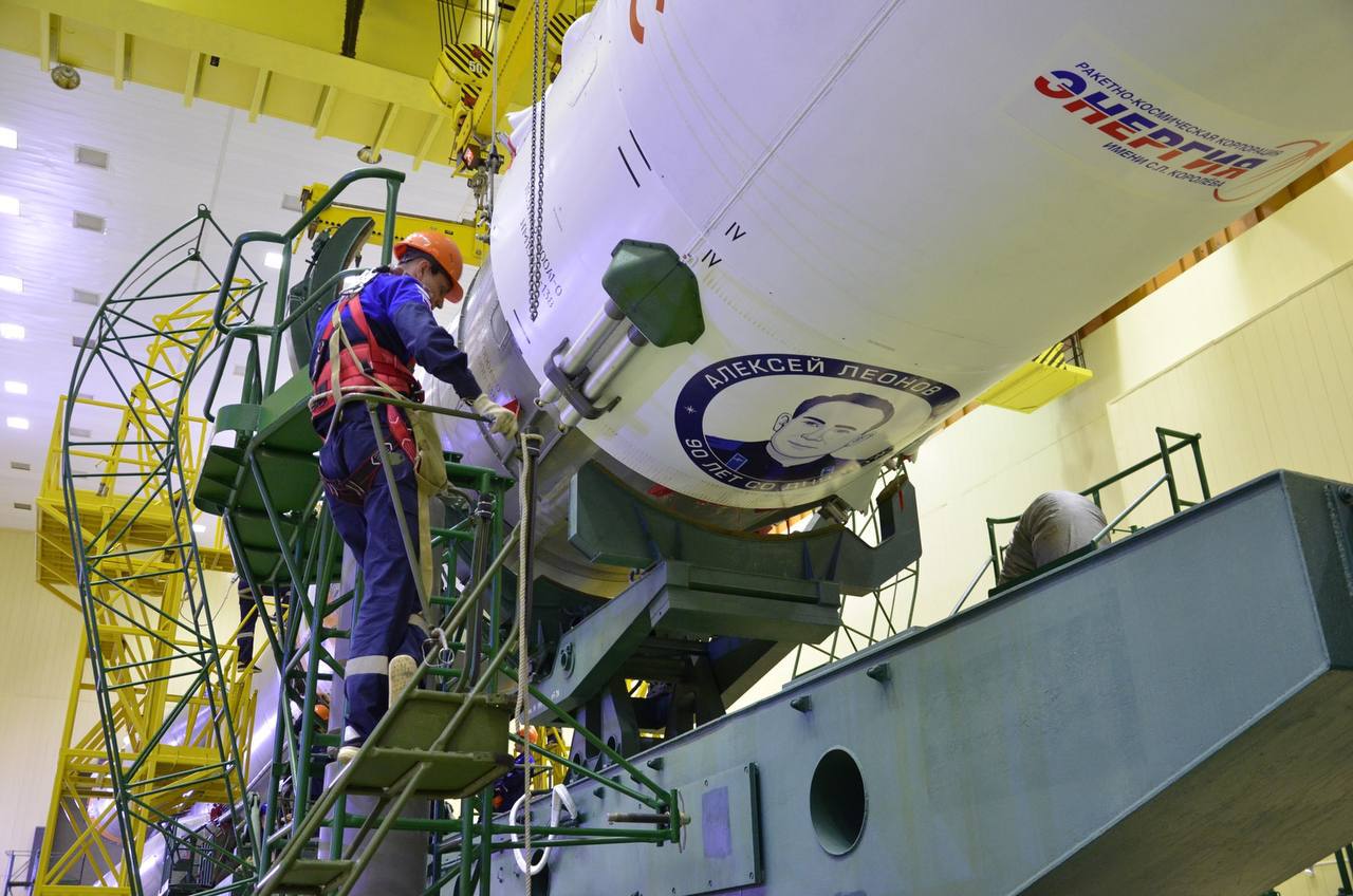 «Роскосмос» запустит ракету с портретом кузбасского космонавта Алексея Леонова