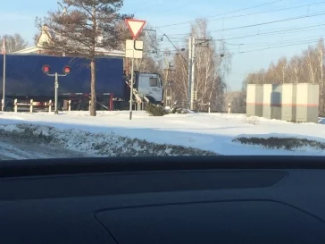 Фото: На выезде из Кемерова образовалась большая пробка 4