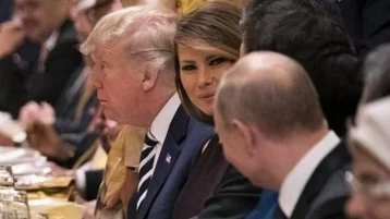 Фото: «Кокетливый» взгляд Меланьи Трамп на Путина за ужином на G20 взорвал Сеть 1