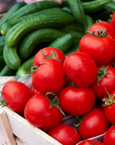 В Кузбасс завезли более 100 тонн овощей из Казахстана