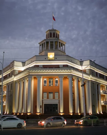 Власти Кемерова привлекут через аукционы 700 млн рублей для покрытия дефицита бюджета