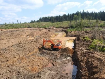 Фото: В Кузбассе золотодобытчики раскопали и замусорили реку: ущерб превысил 4 млн рублей 4