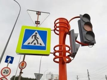 Фото: В Кемерове установили светофор на месте концентрации ДТП 1