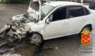 Фото: В Новокузнецке 5 человек пострадали в жёстком ДТП в непогоду 1