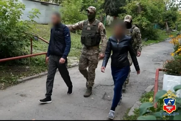 МВД: банда аферистов через фиктивные браки похищала деньги бойцов СВО из Кузбасса