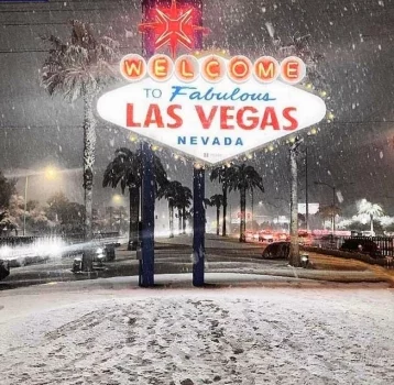 Фото: Лас-Вегас завалило снегом 1
