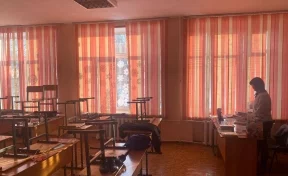 В Новокузнецке детей эвакуировали из школы из-за сообщения о минировании