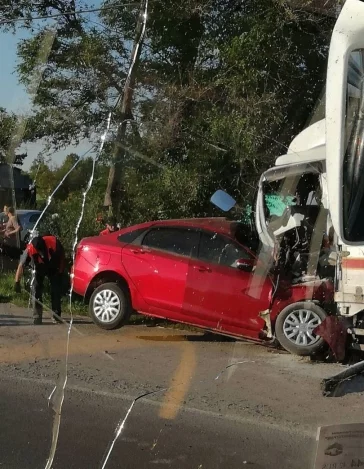 Фото: На кузбасской трассе произошло смертельное ДТП с грузовиком 2