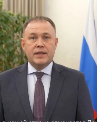 Илья Середюк поздравил кузбассовцев с Днём сотрудника ОВД