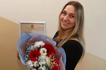 Фото: Глава кузбасского города поблагодарил девушку, которая нашла 14-летнего подростка, ночевавшего в заброшенном доме 1