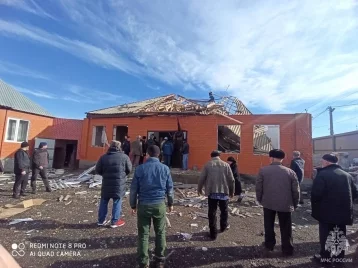 Фото: В Ингушетии во время взрыва газа в частном доме выбило окона и двери, пострадали два человека 1