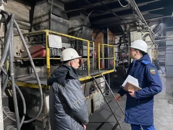Фото: Прокуратура: в Кузбассе 28 предприятий нарушили режим «чёрного неба» 1