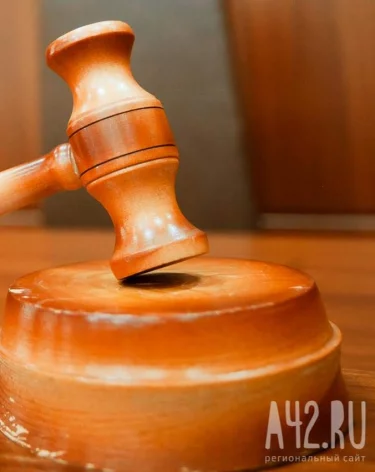 Верховный суд оставил квартиру Ларисы Долиной покупательнице Полине Лурье