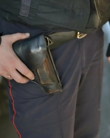 Кемеровчане сообщают, что к ним в квартиры ломятся лже-полицейские: комментарий Росгвардии