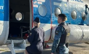 В Кузбассе приставы прилетели к должнику на вертолёте