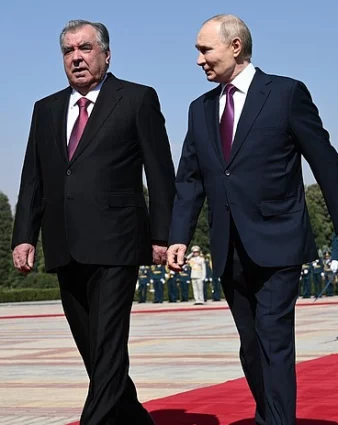 Путин после встречи с Рахмоном рассказал о создании достойных условий труда для граждан Таджикистана