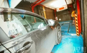 Власти Кемерова призывают автомобилистов помыть свои машины