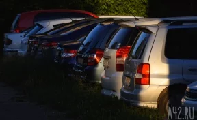 В Тульской области мужчина за ночь повредил 75 припаркованных автомобилей 