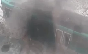 В Кемерове на ходу загорелся трамвай, опубликовано видео с места ЧП